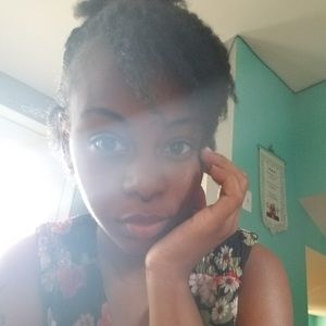 Meet your Posher, Mishell